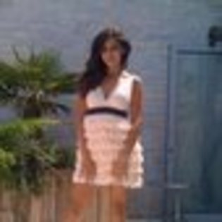 alina-eremia-184941l-thumbnail_gallery
