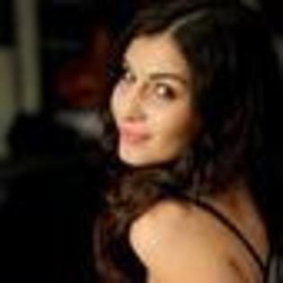 alina-eremia-251235l-thumbnail_gallery