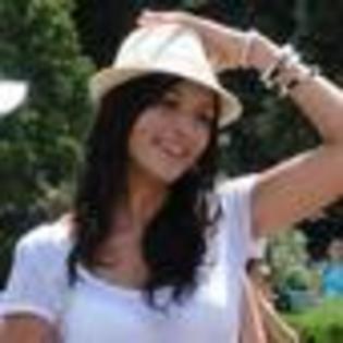 alina-eremia-291677l-thumbnail_gallery