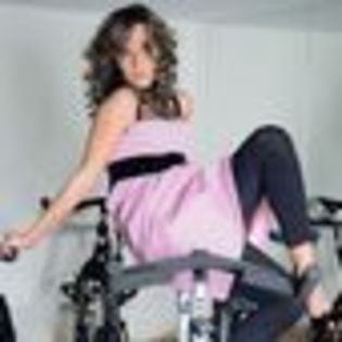 anna-lesko-159761l-thumbnail_gallery