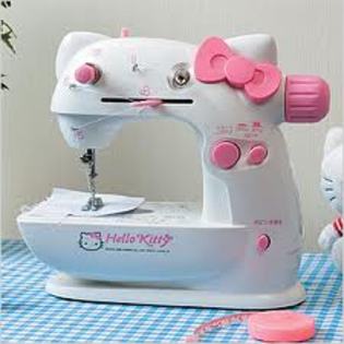 masina de cusut - Hello Kitty