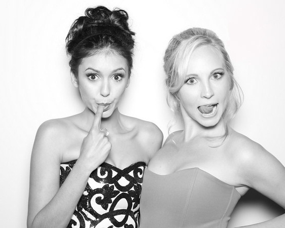 nina-dobrev-candice-accola-1