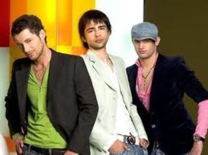 images (4) - akcent