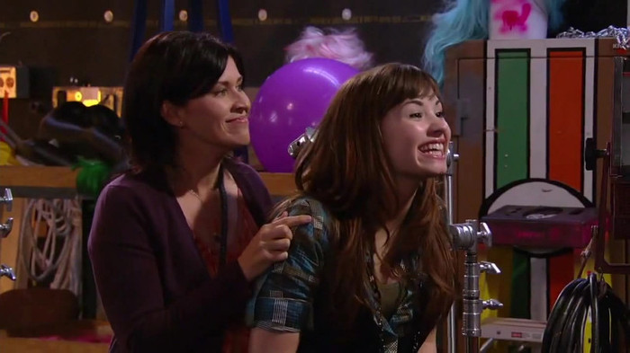 sonny with a chance season 1 episode 1 HD 38598 - Sonny With A Chance Season 1 Episode 1 - First Episode Part o77