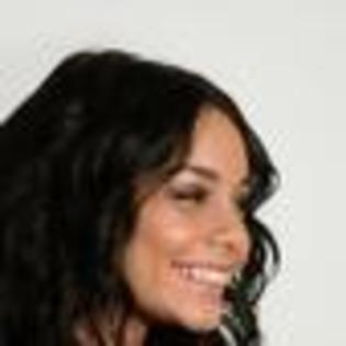 vanessa-hudgens-266141l-thumbnail_gallery