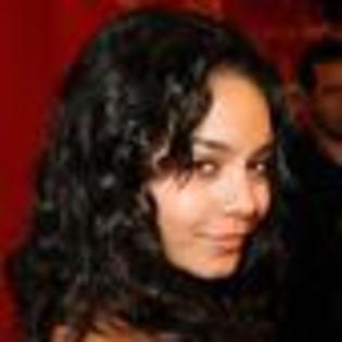 vanessa-hudgens-268675l-thumbnail_gallery
