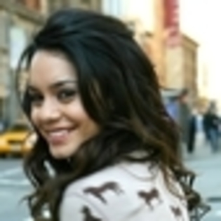 vanessa-hudgens-356922l-thumbnail_gallery