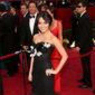 vanessa-hudgens-491697l-thumbnail_gallery