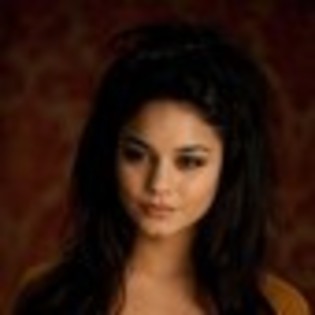 vanessa-hudgens-538664l-thumbnail_gallery - VANESSA