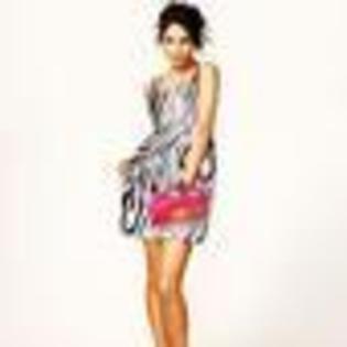 vanessa-hudgens-653028l-thumbnail_gallery - VANESSA
