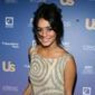 vanessa-hudgens-917095l-thumbnail_gallery - VANESSA