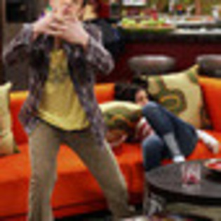 wizards-of-waverly-place-417265l-thumbnail_gallery - Magicieni din waverly place