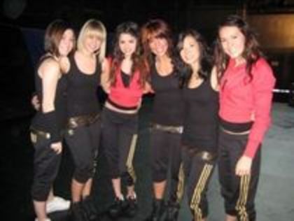 14310089_RCDXFATWI - selena gomez 2012