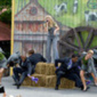 hannah-montana-the-movie-840642l-thumbnail_gallery - Hannah Montanna