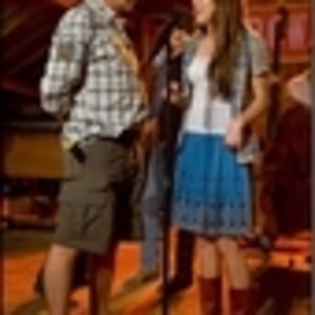 hannah-montana-the-movie-287742l-thumbnail_gallery - Hannah Montanna