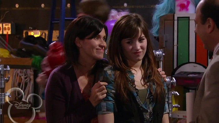 sonny with a chance season 1 episode 1 HD 41051 - Sonny With A Chance Season 1 Episode 1 - First Episode Part o82