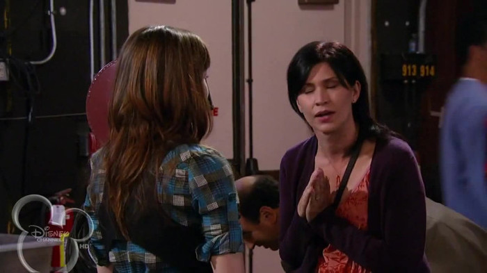 sonny with a chance season 1 episode 1 HD 43847 - Sonny With A Chance Season 1 Episode 1 - First Episode Part o87