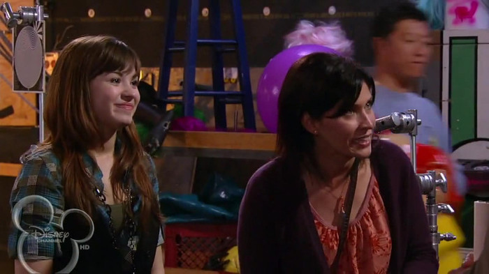 sonny with a chance season 1 episode 1 HD 43390