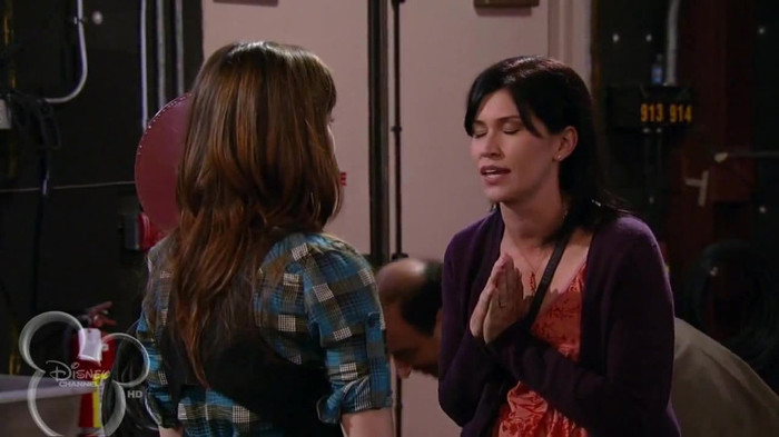 sonny with a chance season 1 episode 1 HD 43968 - Sonny With A Chance Season 1 Episode 1 - First Episode Part o87