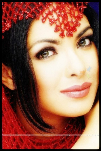  - x-Priyanka Chopra-x