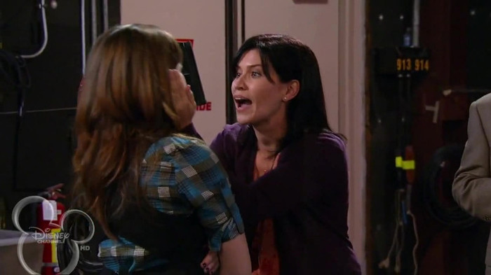 sonny with a chance season 1 episode 1 HD 45840
