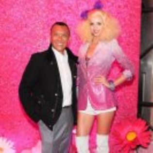 395926_10150819280429466_1448240240_n - Barbie