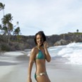 Rihanna_1231372296_3 - rihanna