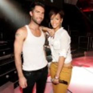 Rihanna_1231372362_3 - rihanna