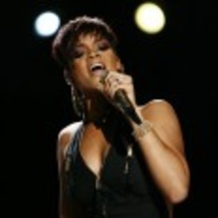 Rihanna_1231372616_1 - rihanna