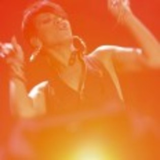 Rihanna_1231372858_0 - rihanna