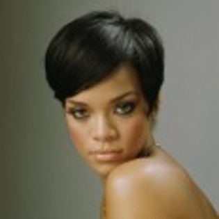 Rihanna_1231372876_3 - rihanna