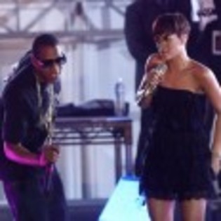 Rihanna_1231372999_3 - rihanna