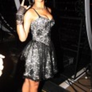 Rihanna_1231373039_0 - rihanna