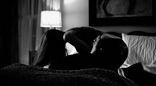 Damon si Katherine  au plecat ampreuna antr-o camera si stiti voi...