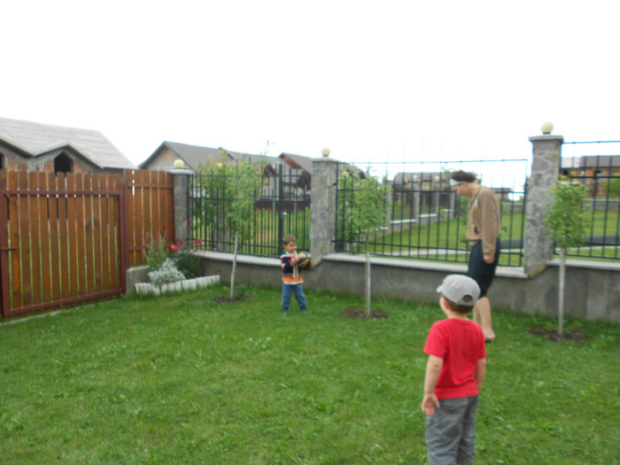 aruncare din coltul terenului