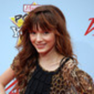 bella-thorne-314613l-thumbnail_gallery - BELLE 2012