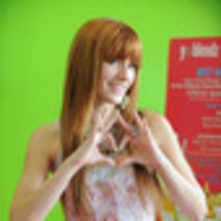 bella-thorne-626814l-thumbnail_gallery
