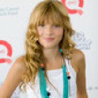 bella-thorne-735875l-thumbnail_gallery