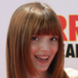 bella-thorne-818581l-thumbnail_gallery - BELLE 2012