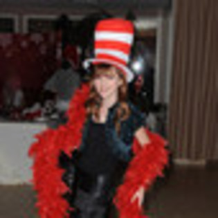 bella-thorne-876491l-thumbnail_gallery - BELLE 2012