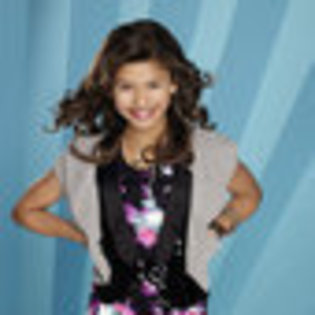 zendaya-coleman-372635l-thumbnail_gallery - zendaya colemen