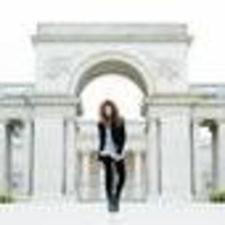 zendaya-coleman-467749l-thumbnail_gallery