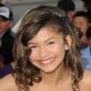 zendaya-coleman-555094l-thumbnail_gallery - zendaya colemen