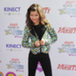 zendaya-coleman-743745l-thumbnail_gallery - zendaya colemen