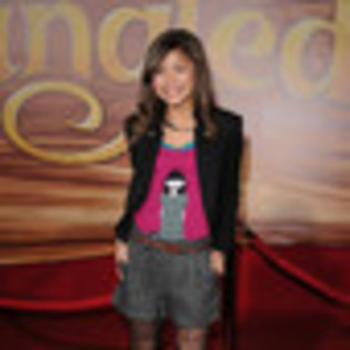 zendaya-coleman-933651l-thumbnail_gallery - zendaya colemen