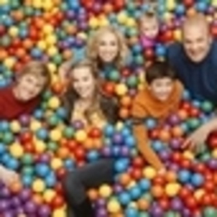 good-luck-charlie-its-christmas-924967l-thumbnail_gallery - Bafta Charlie