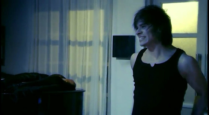 MUHAHA ... DELMAA SA INTORSS >:]>:]>:] =]]]]]]]]] - x - Piscotsel Room - x