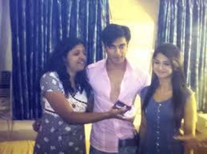 252344_106657559476735_1881584042_n - jennifer winget 6