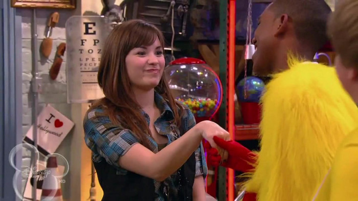 sonny with a chance season 1 episode 1 HD 06942