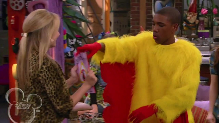 sonny with a chance season 1 episode 1 HD 07609 - Sonny With A Chance Season 1 Episode 1 - First Episode Part 102